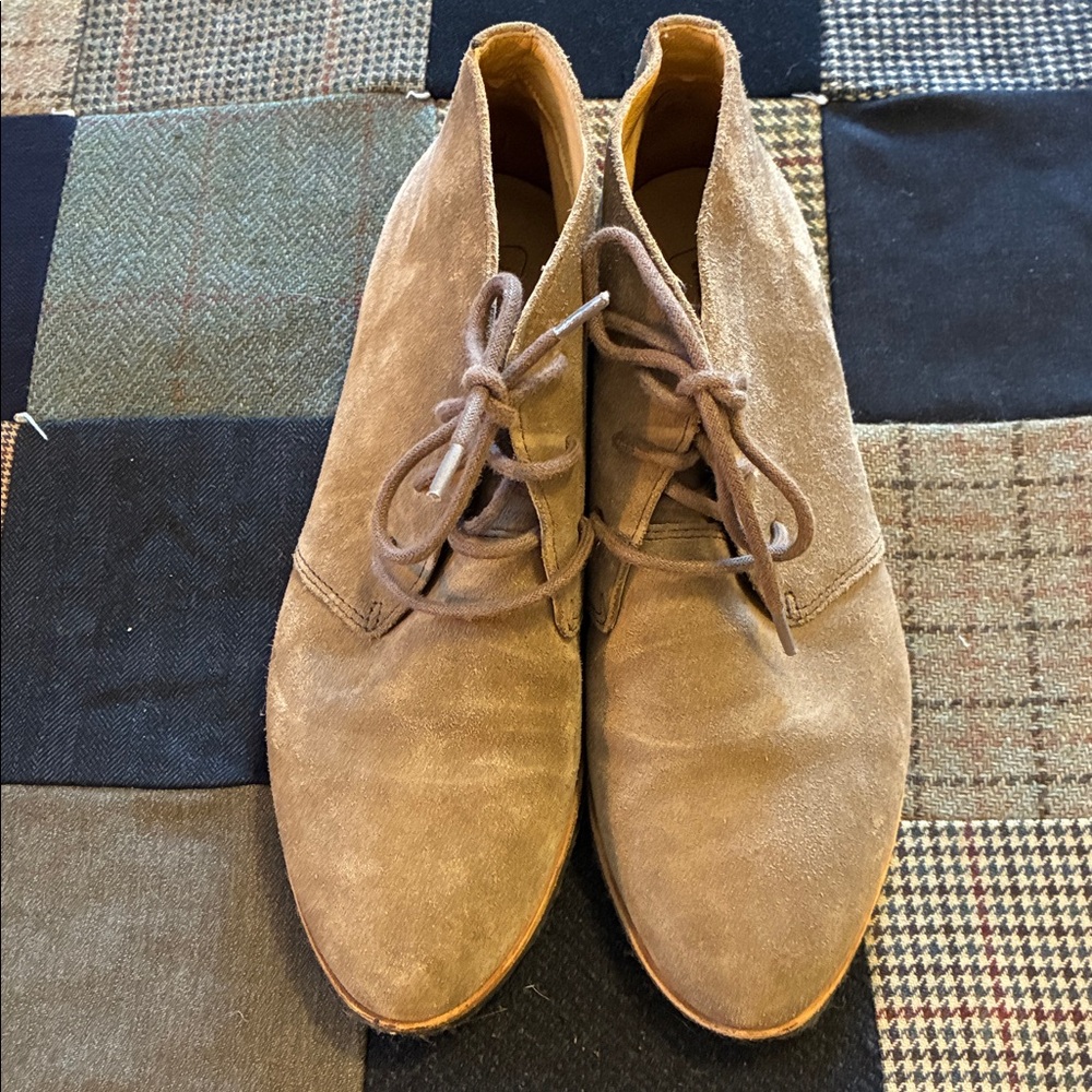 Clark’s leather booties, size 7.5, tan leather
